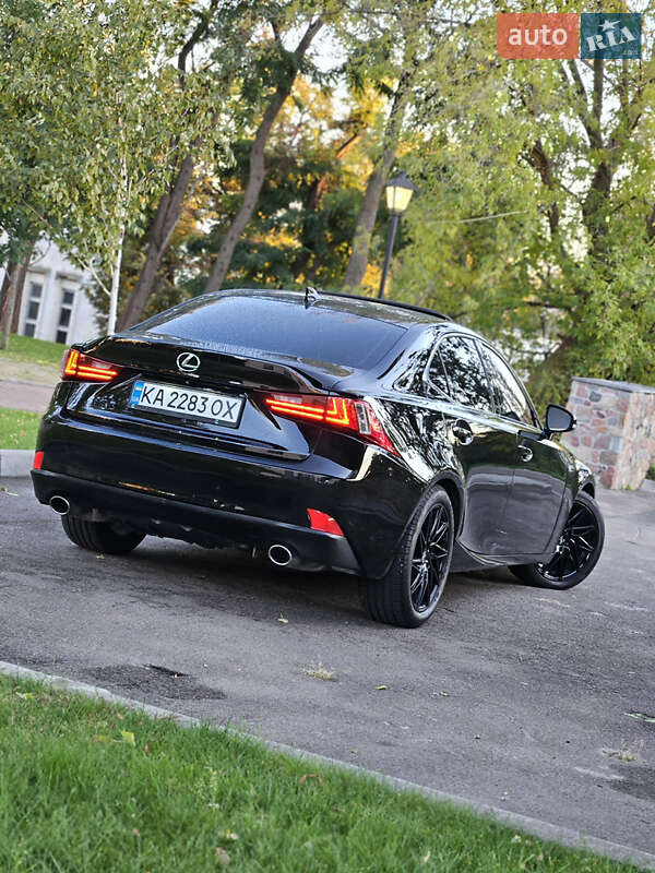 Седан Lexus IS 2014 в Киеве Седан Lexus IS 2014 в Киеве