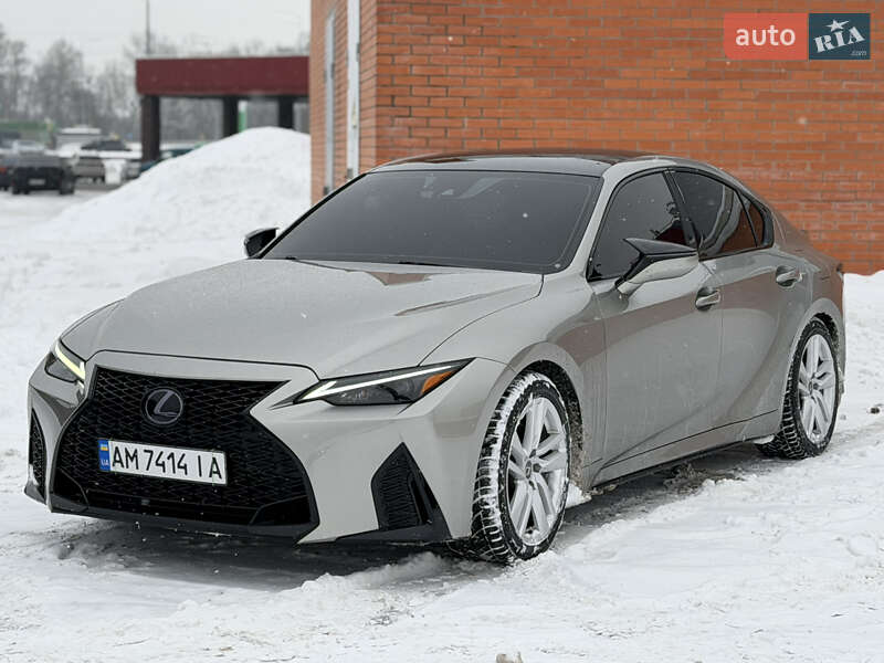 Седан Lexus IS 2021 в Киеве