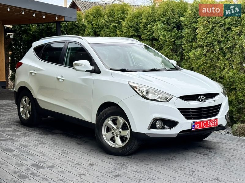 Внедорожник / Кроссовер Hyundai ix35 2011 в Дубно