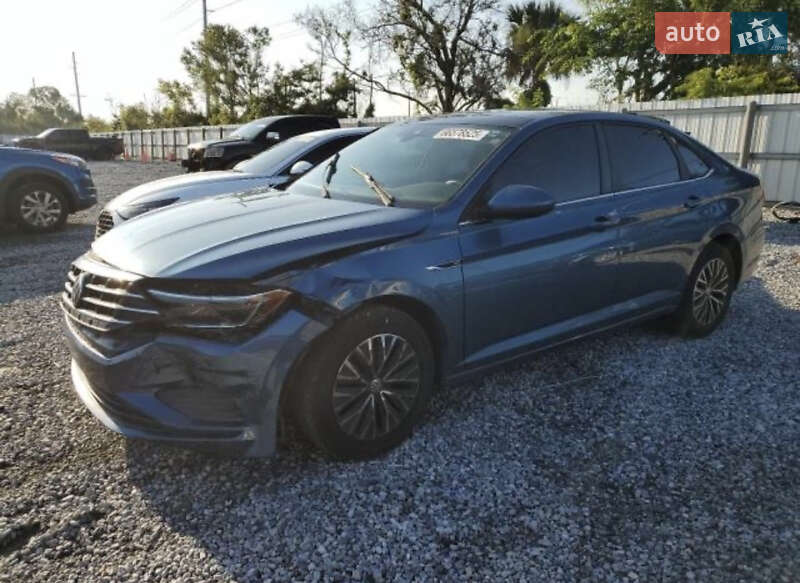 Седан Volkswagen Jetta 2019 в Львове