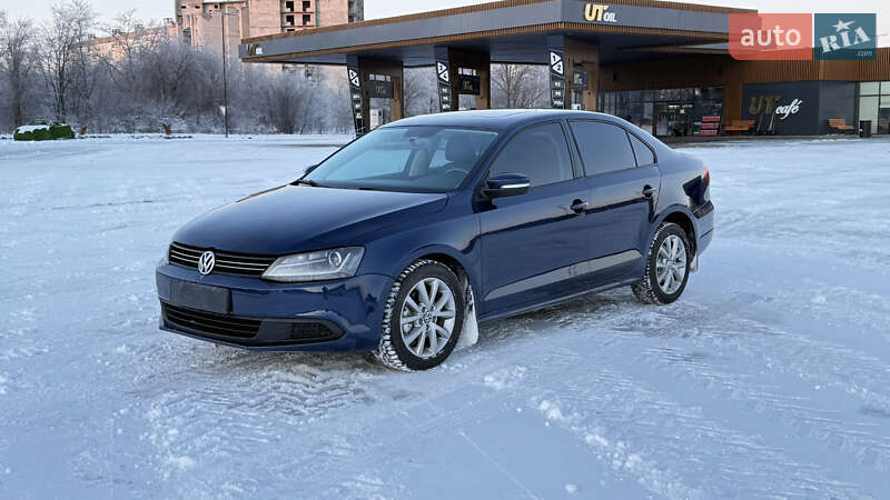 Седан Volkswagen Jetta 2011 в Жовтих Водах