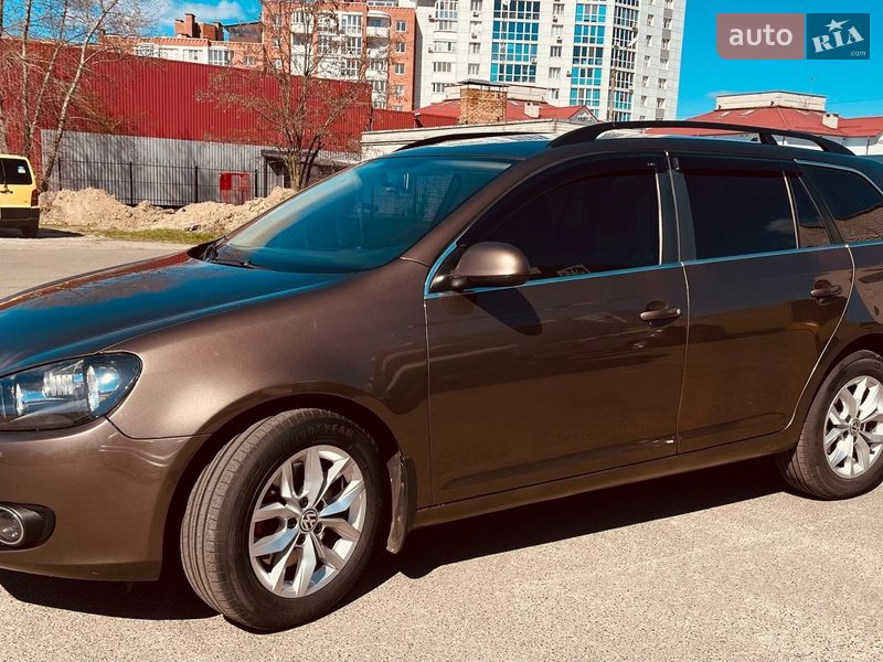 Универсал Volkswagen Jetta 2014 в Чернигове