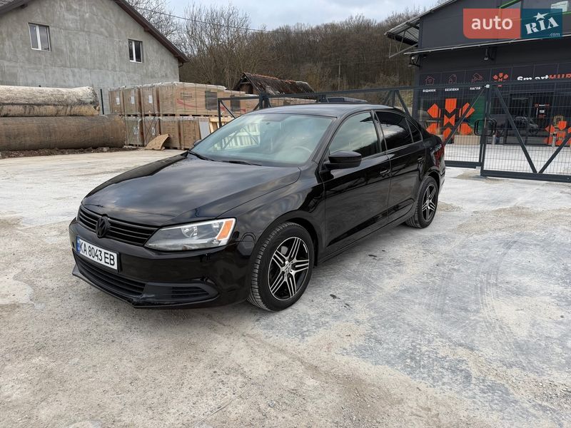 Седан Volkswagen Jetta 2012 в Тернополе