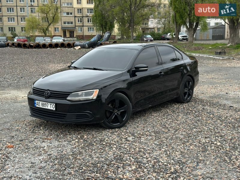Седан Volkswagen Jetta 2012 в Дніпрі