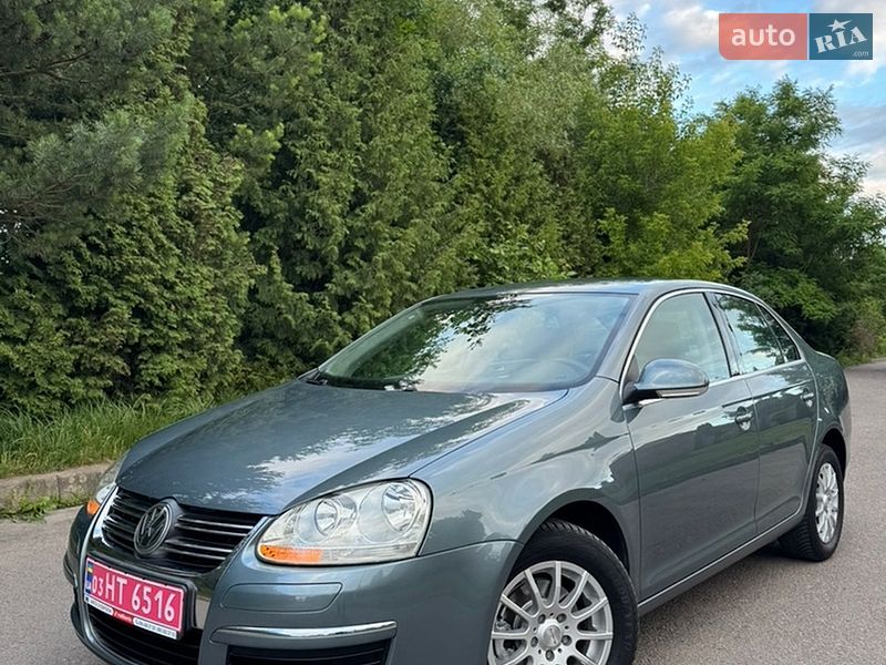 Седан Volkswagen Jetta 2007 в Ровно