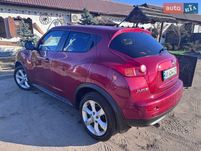 Внедорожник / Кроссовер Nissan Juke 2012 в Змиеве Внедорожник / Кроссовер Nissan Juke 2012 в Змиеве