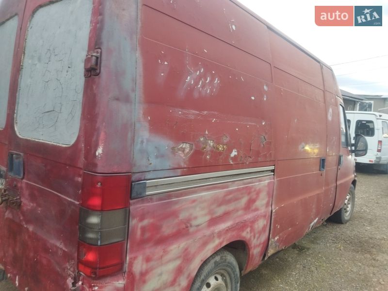 Грузовой фургон Citroen Jumper 1998 в Черновцах