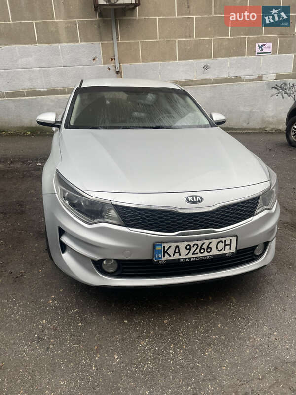 Седан Kia K5 2016 в Харькове Седан Kia K5 2016 в Харькове