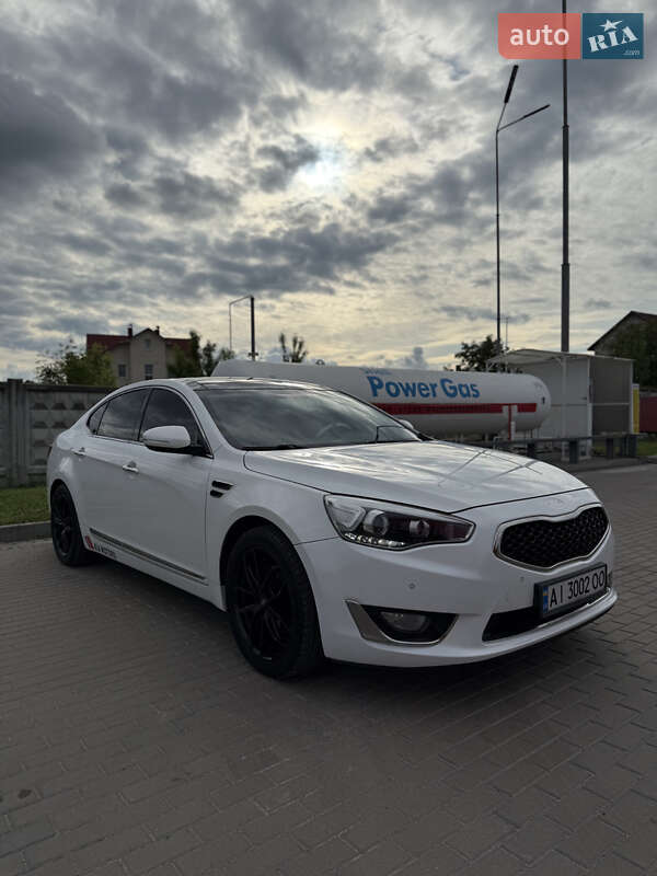 Седан Kia K7 2013 в Виннице