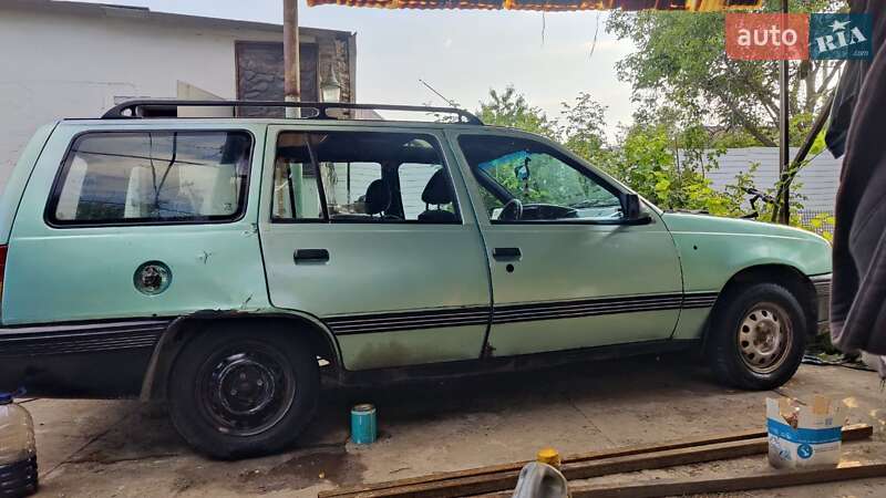 Универсал Opel Kadett 1989 в Запорожье