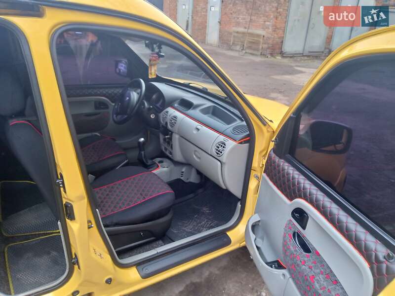 Мінівен Renault Kangoo 2006 в Львові