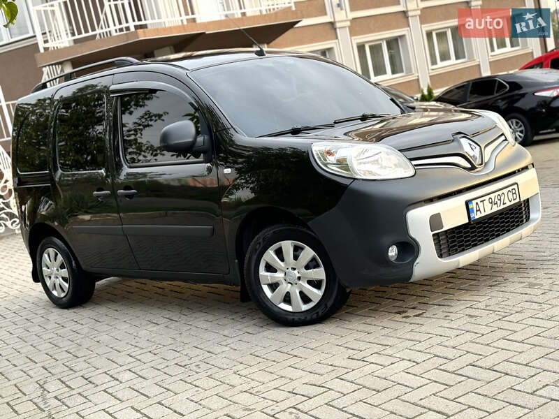 Грузовой фургон Renault Kangoo 2014 в Черновцах