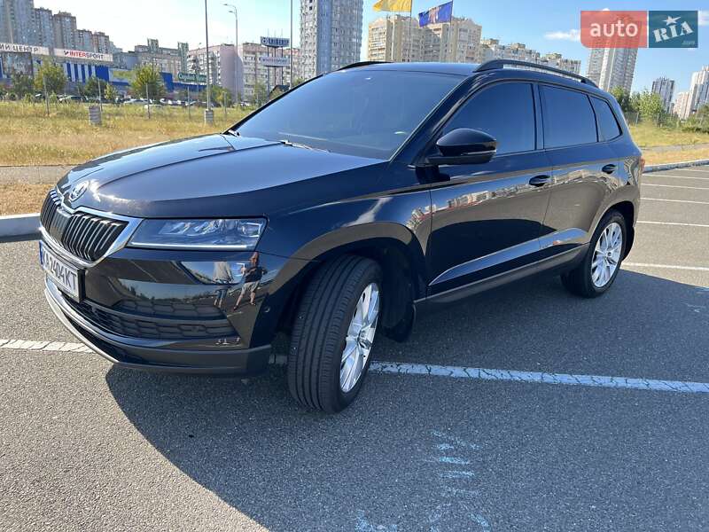 Внедорожник / Кроссовер Skoda Karoq 2019 в Киеве
