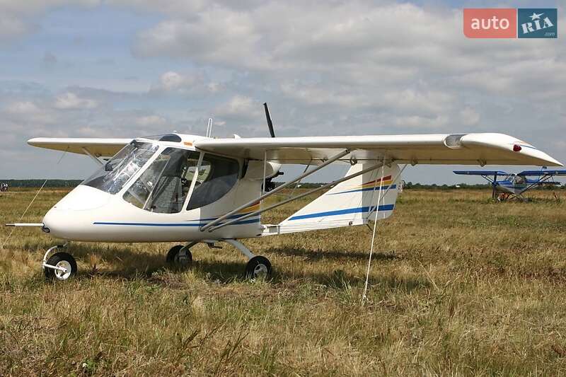 Самолёт Бекас Х-32 2005 в Полтаве