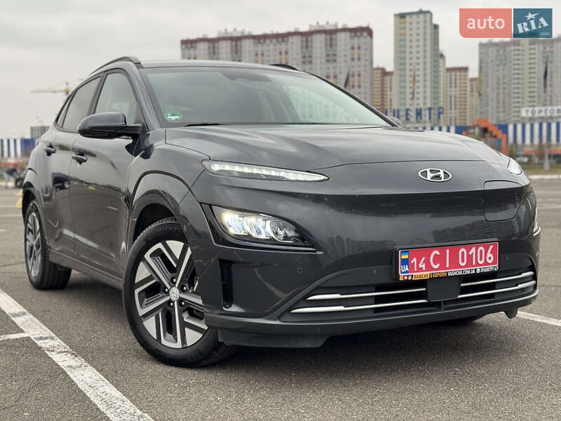 Внедорожник / Кроссовер Hyundai Kona Electric 2022 в Киеве