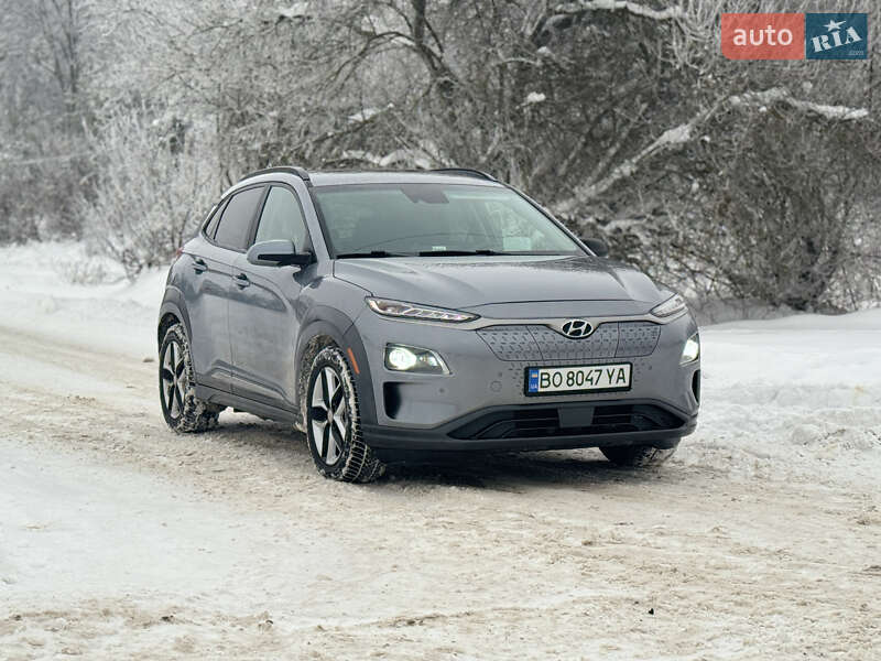 Внедорожник / Кроссовер Hyundai Kona 2020 в Тернополе