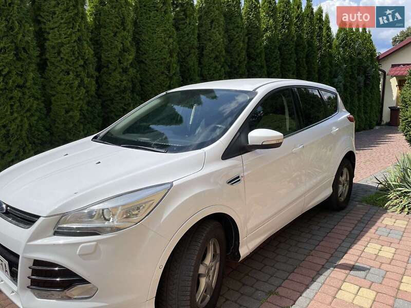 Внедорожник / Кроссовер Ford Kuga 2015 в Яворове