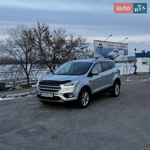 Внедорожник / Кроссовер Ford Kuga 2019 в Днепре