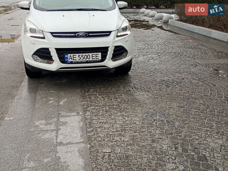 Внедорожник / Кроссовер Ford Kuga 2014 в Днепре