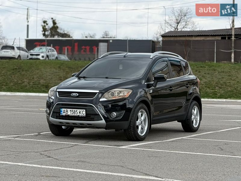 Внедорожник / Кроссовер Ford Kuga 2010 в Виннице