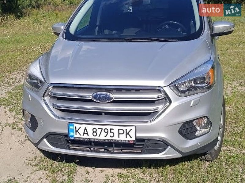 Внедорожник / Кроссовер Ford Kuga 2017 в Киеве