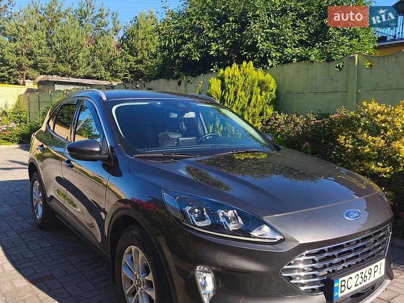 Внедорожник / Кроссовер Ford Kuga 2022 в Львове