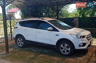 Внедорожник / Кроссовер Ford Kuga 2017 в Моршине Внедорожник / Кроссовер Ford Kuga 2017 в Моршине