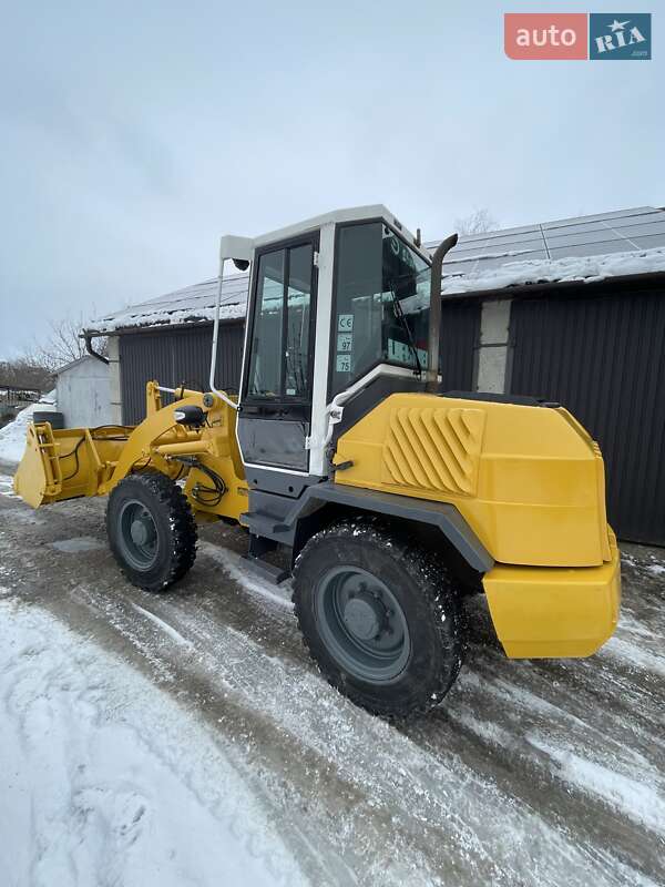 Фронтальный погрузчик Liebherr L 506 1998 в Тернополе