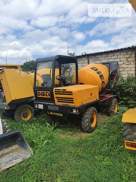 Бетономешалка (Миксер) Dieci L 2002 в Черновцах