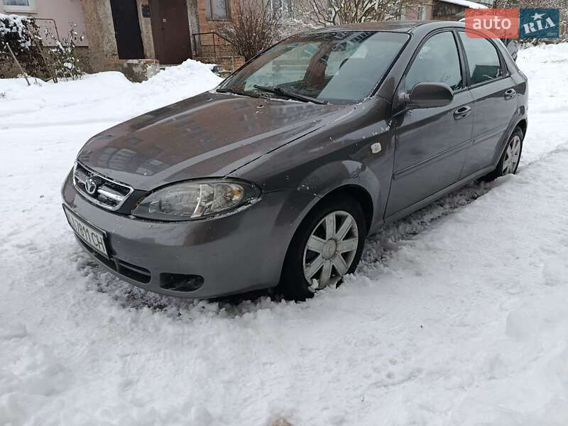 Хэтчбек Chevrolet Lacetti 2007 в Соснице Хэтчбек Chevrolet Lacetti 2007 в Соснице