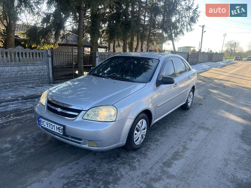 Седан Chevrolet Lacetti 2007 в Львове