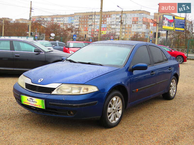 Лифтбек Renault Laguna 2002 в Кропивницком