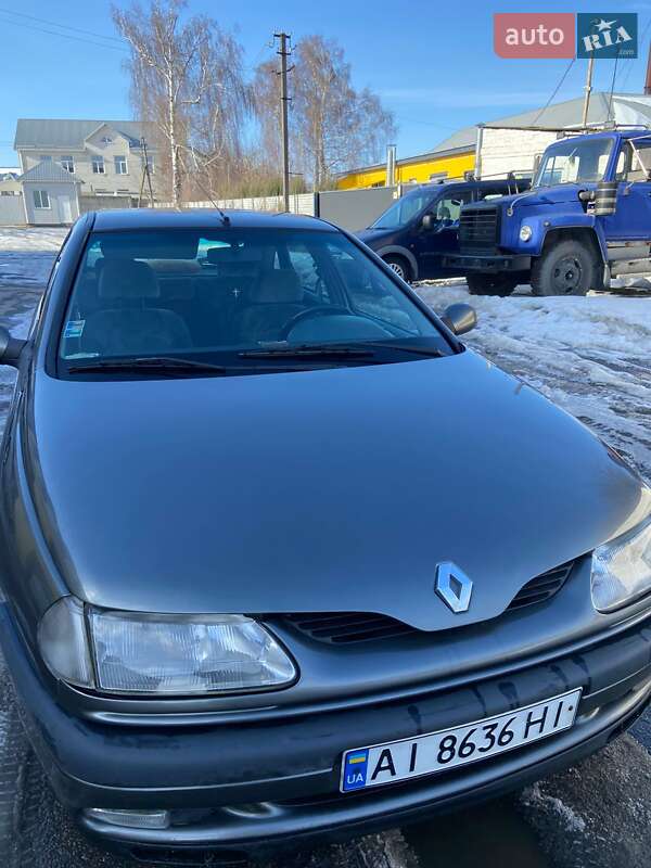 Универсал Renault Laguna 1996 в Узине Универсал Renault Laguna 1996 в Узине