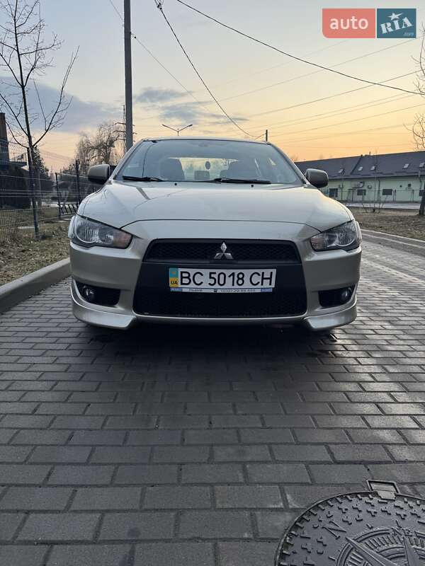 Седан Mitsubishi Lancer 2009 в Львові Седан Mitsubishi Lancer 2009 в Львові