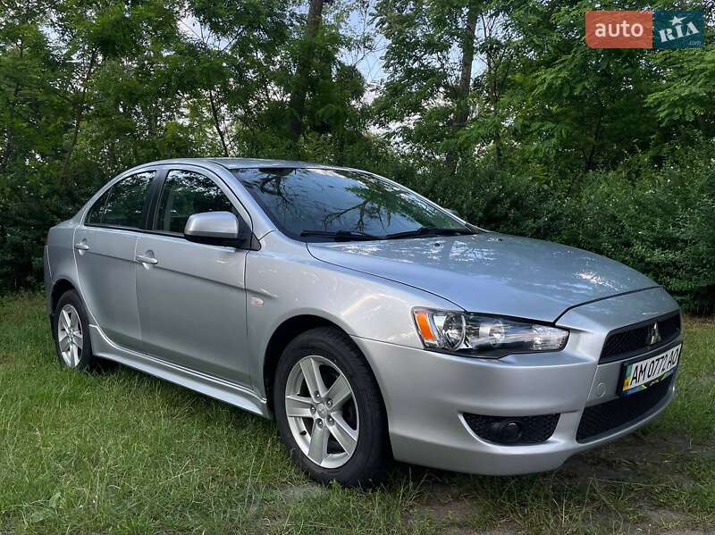 Седан Mitsubishi Lancer 2007 в Житомире