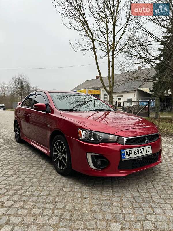 Седан Mitsubishi Lancer 2017 в Львове