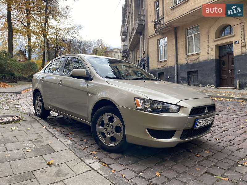 Седан Mitsubishi Lancer 2008 в Львове