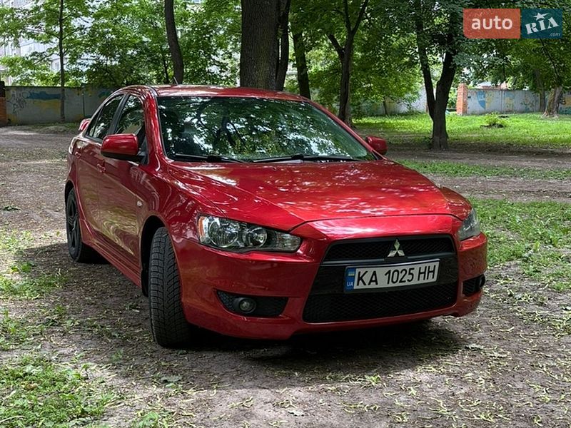 Седан Mitsubishi Lancer 2008 в Ромнах