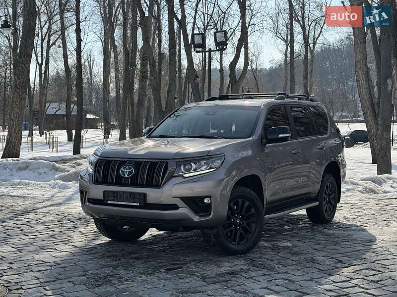 Внедорожник / Кроссовер Toyota Land Cruiser Prado 2021 в Киеве