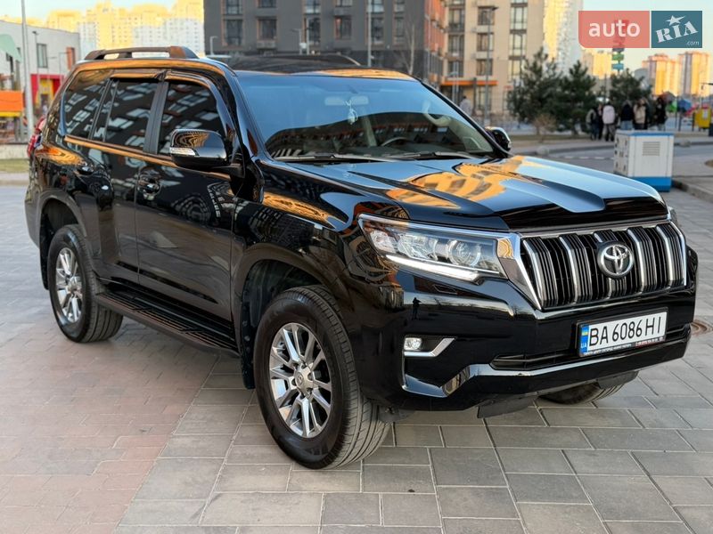 Позашляховик / Кросовер Toyota Land Cruiser Prado 2019 в Києві