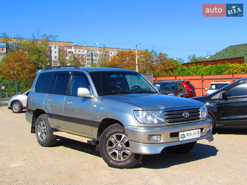 Внедорожник / Кроссовер Toyota Land Cruiser 2004 в Кропивницком
