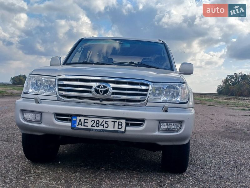 Позашляховик / Кросовер Toyota Land Cruiser 2003 в Кривому Розі