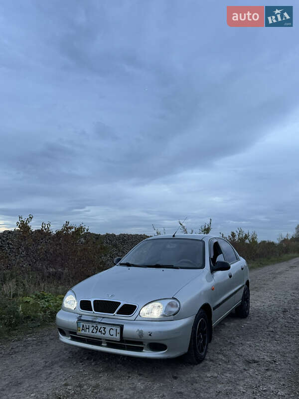 Седан Daewoo Lanos 2007 в Ходореві