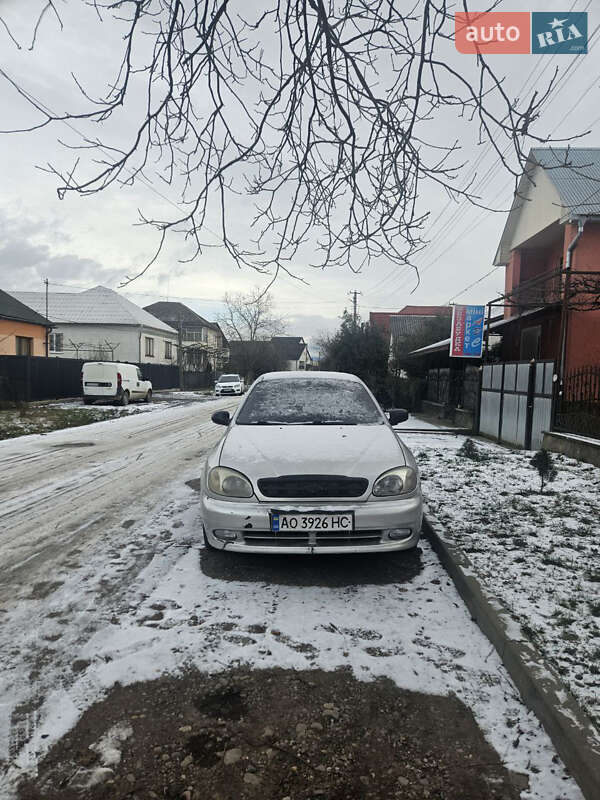 Седан Daewoo Lanos 2005 в Иршаве