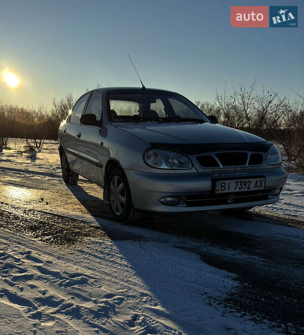 Седан Daewoo Lanos 2003 в Гребенке
