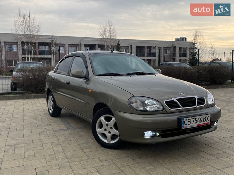 Седан Daewoo Lanos 2004 в Кременчуці