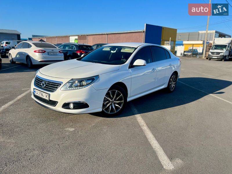 Седан Renault Latitude 2018 в Житомире