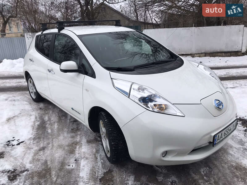 Хэтчбек Nissan Leaf 2014 в Березане