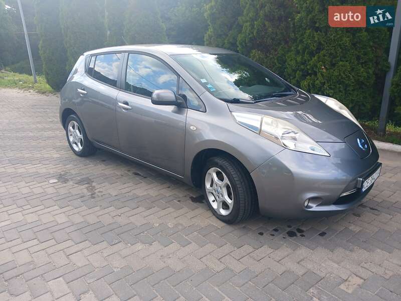 Хэтчбек Nissan Leaf 2014 в Черновцах Хэтчбек Nissan Leaf 2014 в Черновцах
