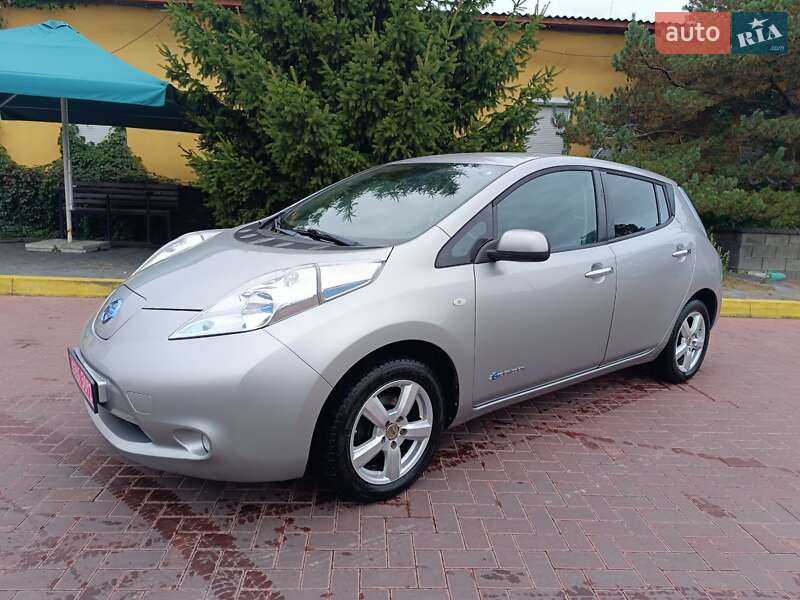 Хэтчбек Nissan Leaf 2014 в Ровно Хэтчбек Nissan Leaf 2014 в Ровно